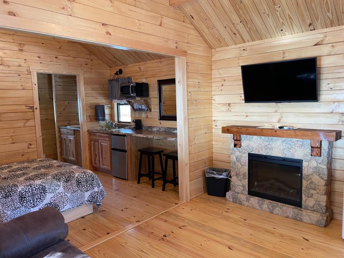 Lakewood Park Campground - Luxury Cabin Barnesville Екстериор снимка